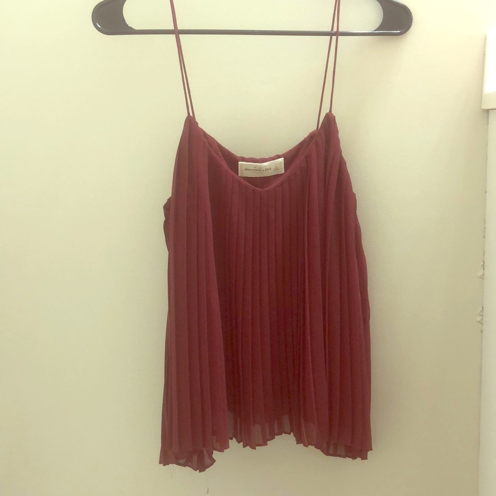 Maroon tank top